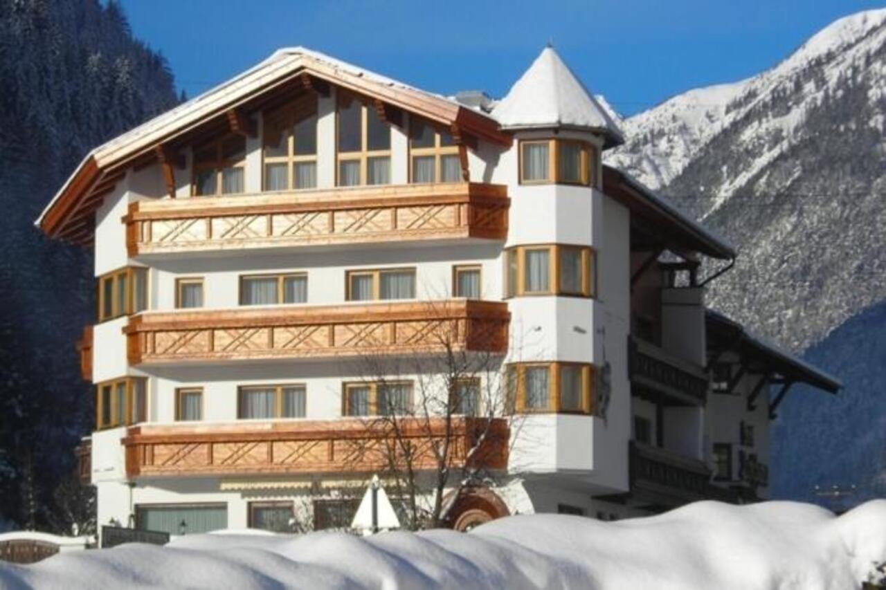 Hotel Troschana Flirsch Exterior photo